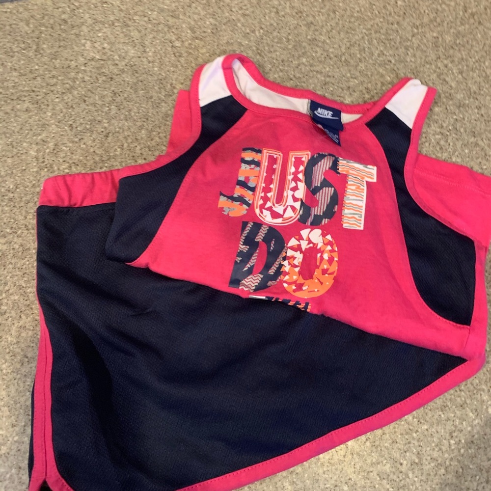 Nike 2pc